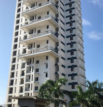 Laurent & Benon Suites, Navi Mumbai Exterior foto