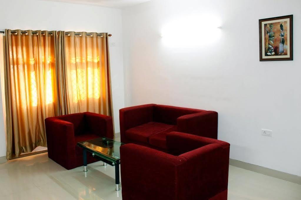 Laurent & Benon Suites, Navi Mumbai Exterior foto